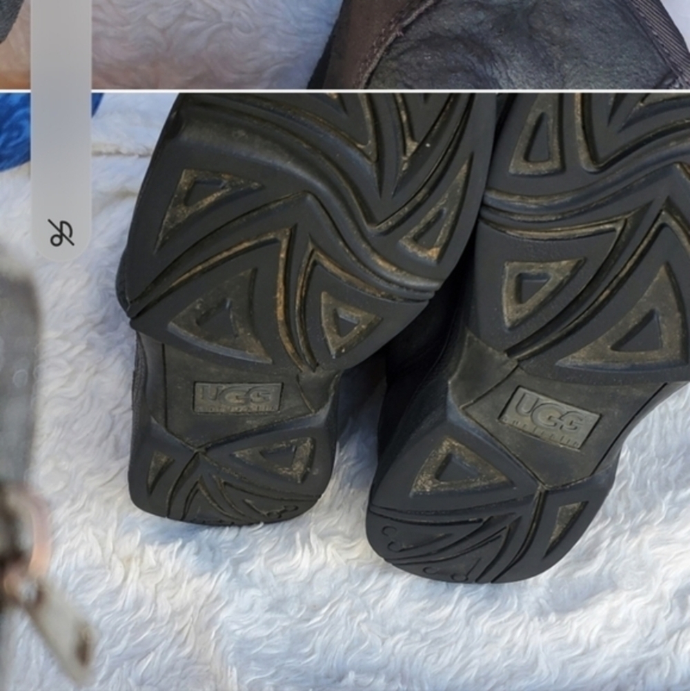 Ugg Ultimate Shortie‎ Boots 8 - Picture 4 of 9